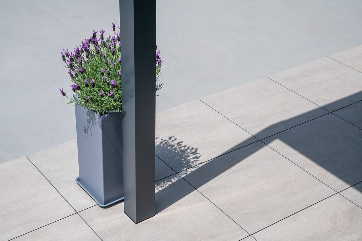 Planters & Pots